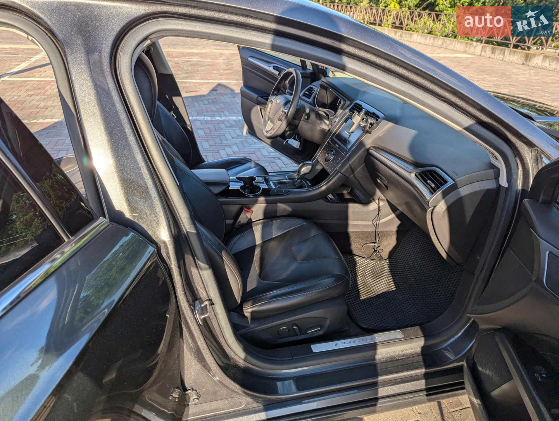 2014 Ford Fusion - мініатюра 25
