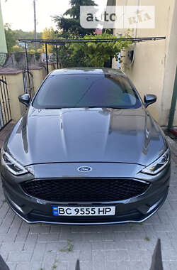 Седан Ford Fusion 2017 в 