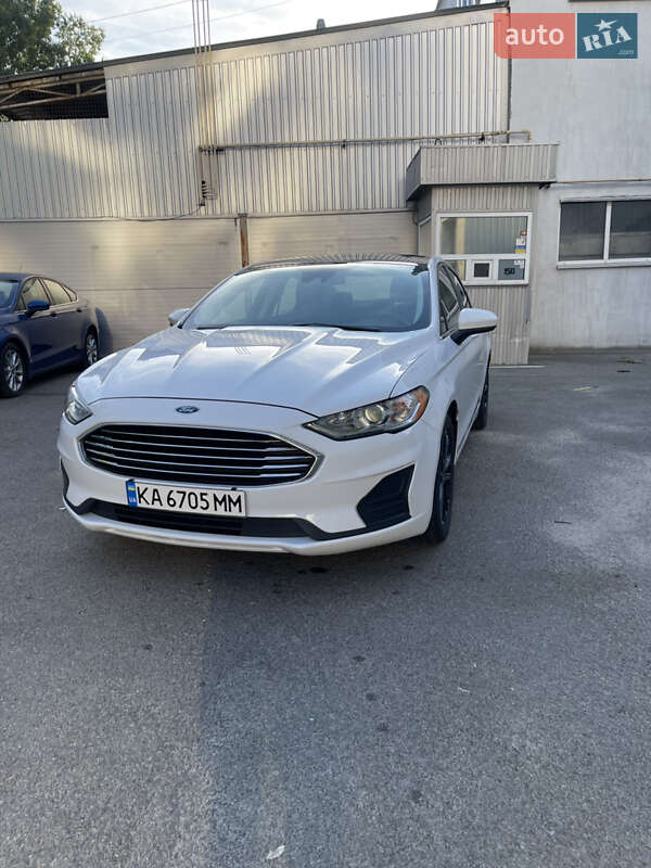 Седан Ford Fusion 2019 в Киеве фото 3 Седан Ford Fusion 2019 в Киеве