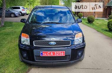 Хетчбек Ford Fusion 2006 в Стрию