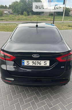 Седан Ford Fusion 2013 в Кропивницком