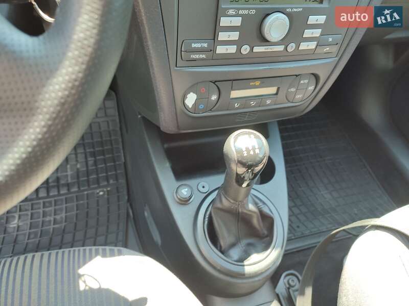 Хэтчбек Ford Fusion 2008 в Виннице