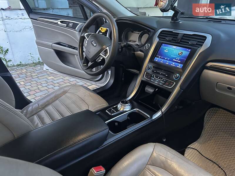 Седан Ford Fusion 2018 в Софиевской Борщаговке