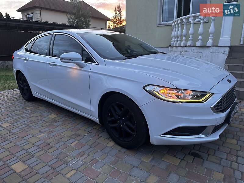 Седан Ford Fusion 2018 в Софиевской Борщаговке