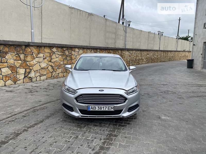 Седан Ford Fusion 2013 в Могилів-Подільському