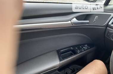 Седан Ford Fusion 2013 в Могилев-Подольске