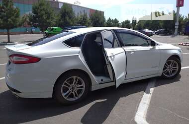 Седан Ford Fusion 2014 в Одесі