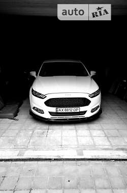 Седан Ford Fusion 2015 в Харькове