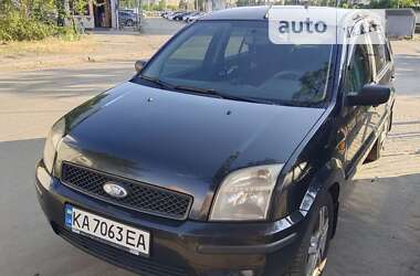 Хэтчбек Ford Fusion 2004 в Киеве