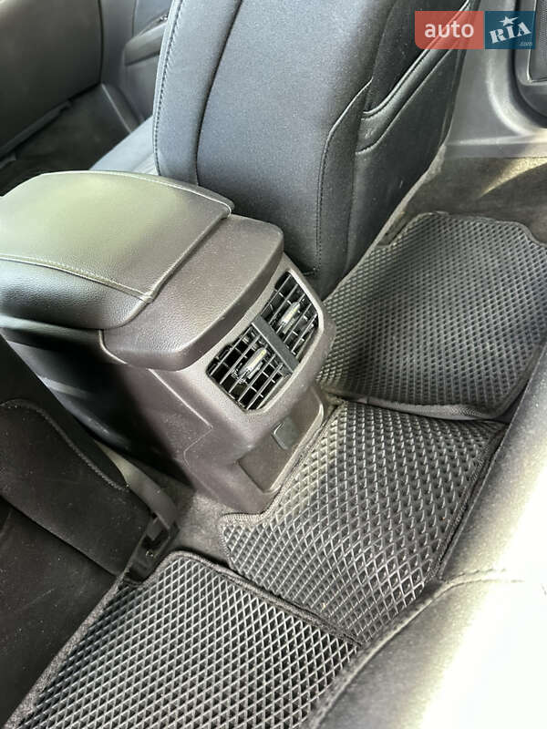 Седан Ford Fusion 2015 в Києві