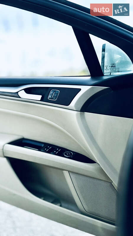 Седан Ford Fusion 2014 в Киеве