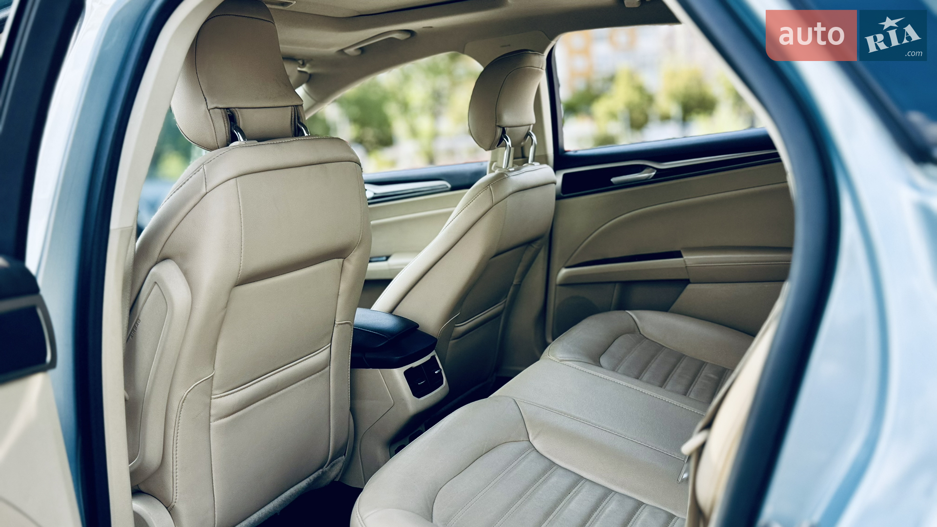 2014 Ford Fusion - мініатюра 28