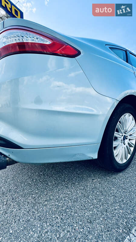Седан Ford Fusion 2014 в Киеве