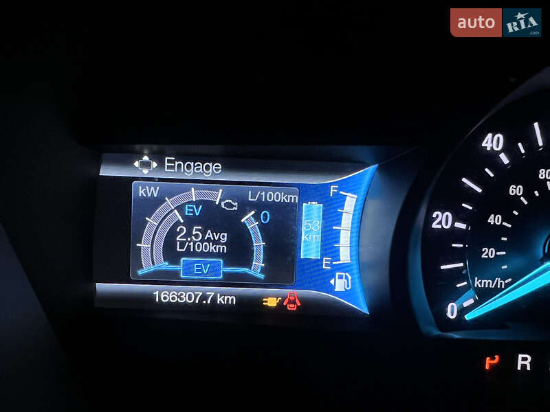 Седан Ford Fusion 2013 в Полтаві