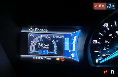 Седан Ford Fusion 2013 в 