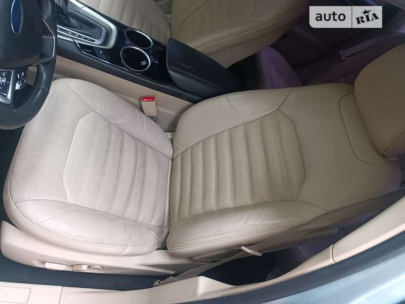 Седан Ford Fusion 2013 в Тернополе
