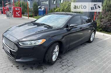 Седан Ford Fusion 2014 в Львове