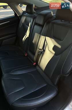 Седан Ford Fusion 2019 в Ровно