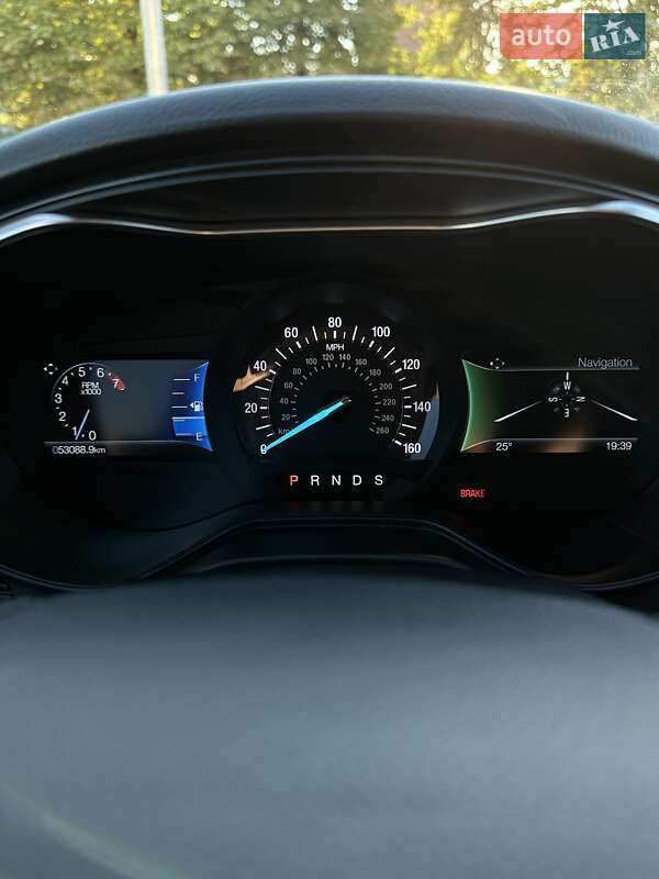 Седан Ford Fusion 2019 в Ровно