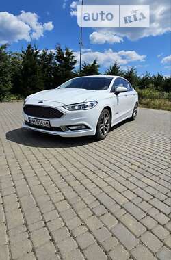 Седан Ford Fusion 2016 в Черноморске