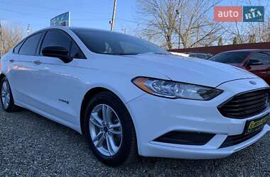 Седан Ford Fusion 2018 в 