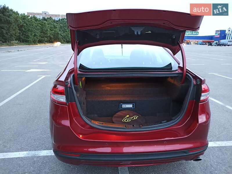 Седан Ford Fusion 2017 в Кропивницком