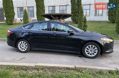 Седан Ford Fusion 2014 в 