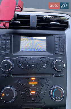Седан Ford Fusion 2014 в 