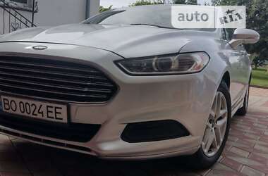 Седан Ford Fusion 2014 в 
