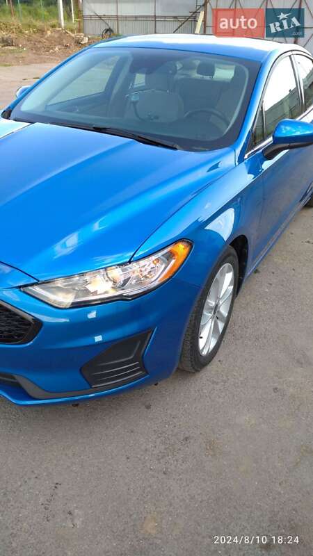 Седан Ford Fusion 2020 в Тернополе