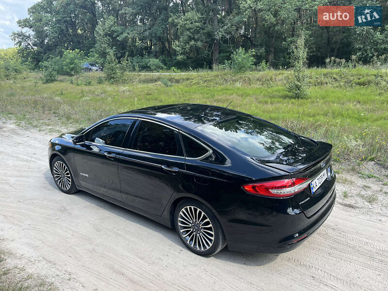Седан Ford Fusion 2018 в Киеве