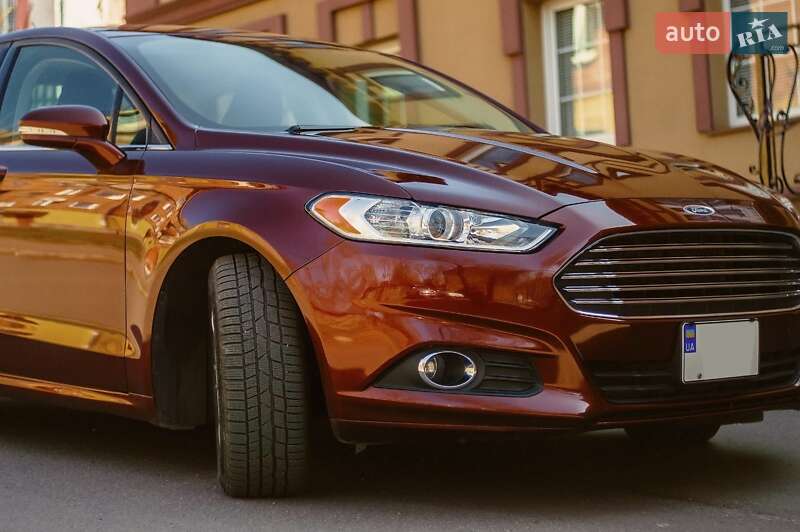 Седан Ford Fusion 2015 в Кривом Роге