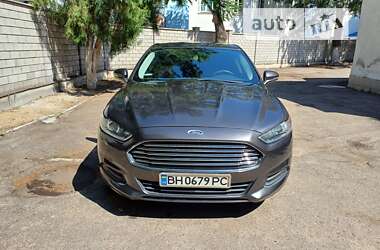 Седан Ford Fusion 2015 в Одесі