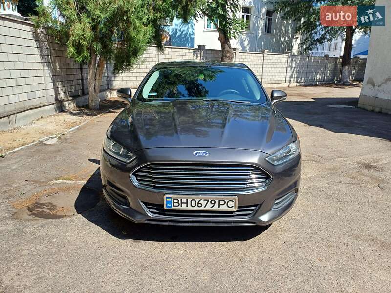 Ford Fusion 2015