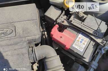 Хэтчбек Ford Fusion 2005 в 