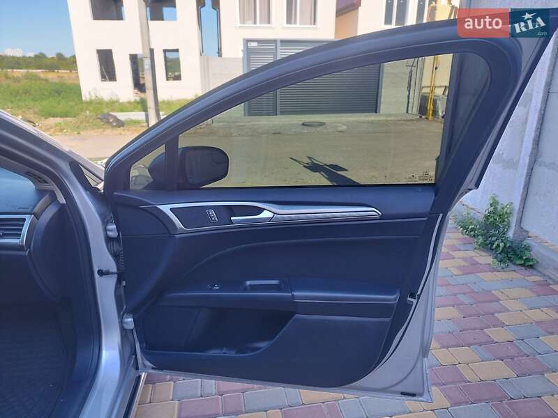 Седан Ford Fusion 2018 в Одессе