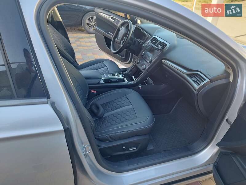 Седан Ford Fusion 2018 в Одессе