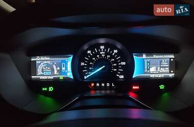 Седан Ford Fusion 2018 в 