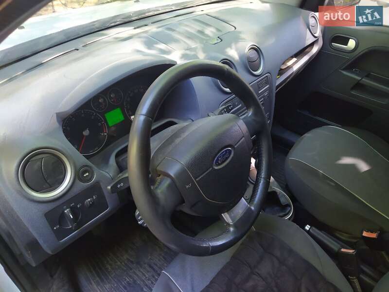 Хэтчбек Ford Fusion 2011 в Одессе фото 6 Хэтчбек Ford Fusion 2011 в Одессе