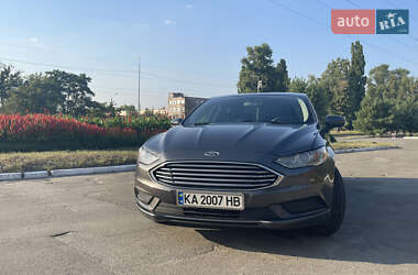 Седан Ford Fusion 2017 в Києві