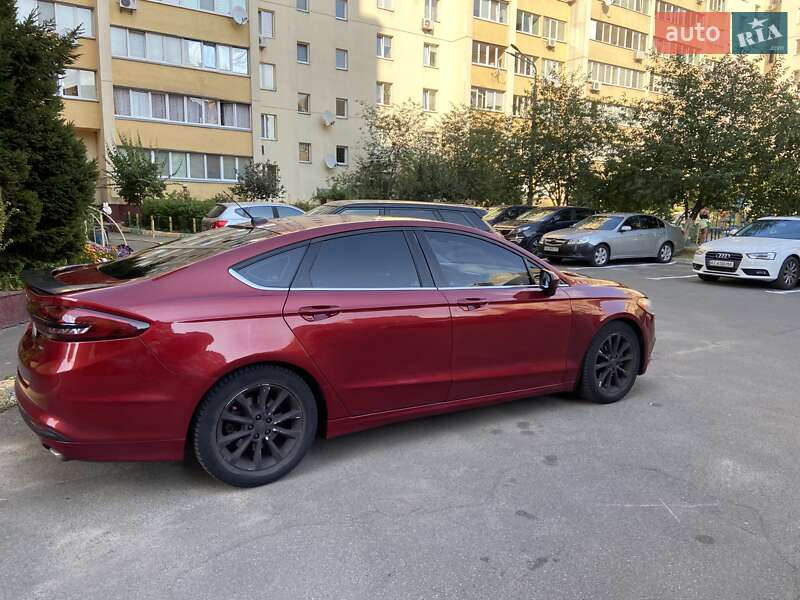 Седан Ford Fusion 2016 в Києві