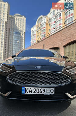 Седан Ford Fusion 2020 в 