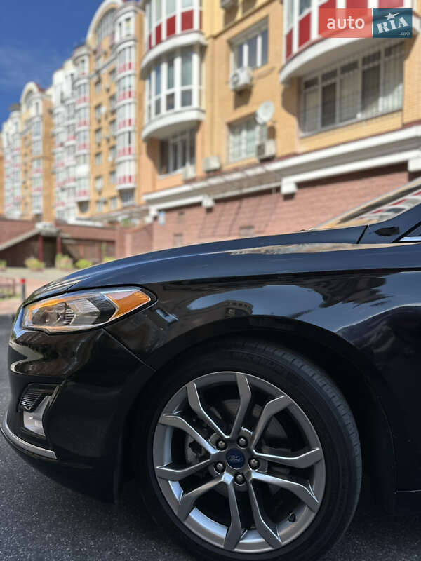 Седан Ford Fusion 2020 в Киеве фото 13 Седан Ford Fusion 2020 в Киеве