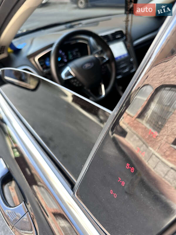 Седан Ford Fusion 2020 в Киеве фото 24 Седан Ford Fusion 2020 в Киеве