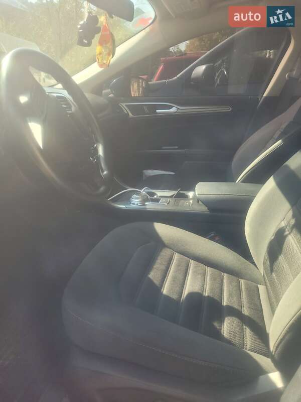 Седан Ford Fusion 2016 в Харькове фото 12 Седан Ford Fusion 2016 в Харькове