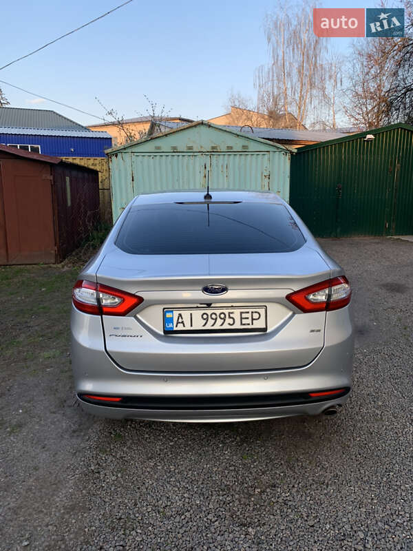 Седан Ford Fusion 2015 в Києві