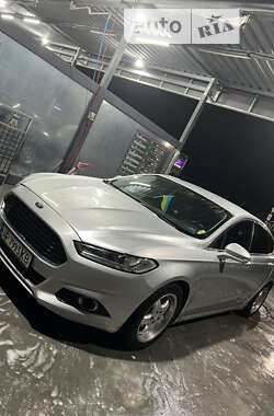 Седан Ford Fusion 2012 в Черкассах