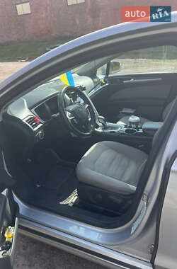 Седан Ford Fusion 2012 в Черкасах