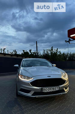 Седан Ford Fusion 2016 в Тернополе