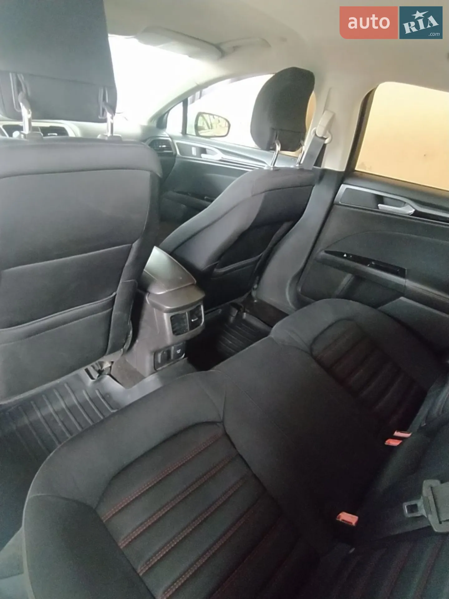2012 Ford Fusion - мініатюра 12